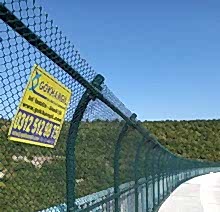 Gökhangil Tel Örgü ve Çit Sistemleri, Anti Vandalizm, Beton Direk, Çelik Ağ, Ferforje, Galvanizli Yaya Korkuluğu, Halı Saha, J-9, Jiletli Tel, Kafes Tel, Panel Çit, Pvc Kafes Tel, Raylı Kapılar ve Personel Kapısı, Yaya Korkuluğu, Yüksek Güvenlik Çit